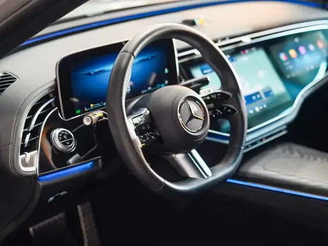 Mercedes-Benz E 220