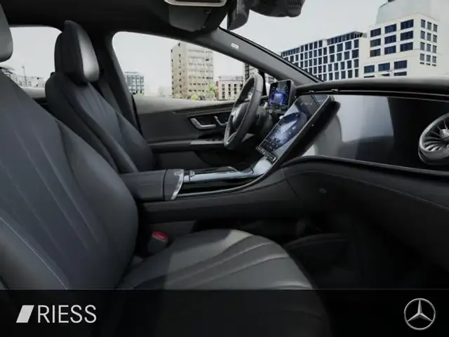 Mercedes-Benz EQE 300