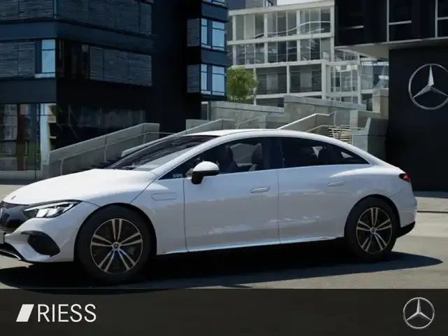 Mercedes-Benz EQE 300