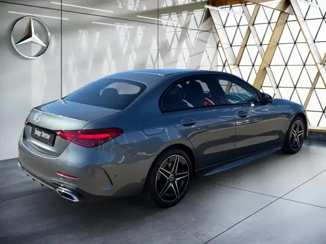 Mercedes-Benz C 220