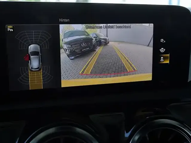Mercedes-Benz A 45 AMG