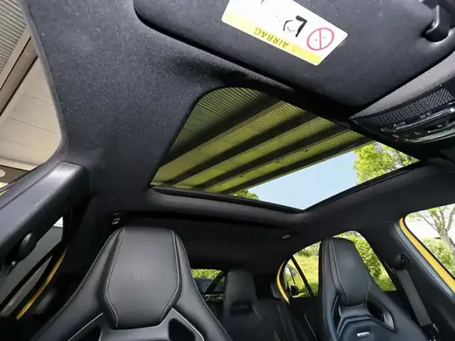 Mercedes-Benz A 45 AMG