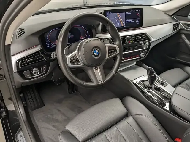 BMW 530