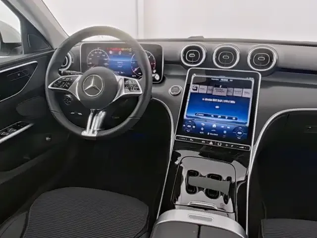 Mercedes-Benz C 220