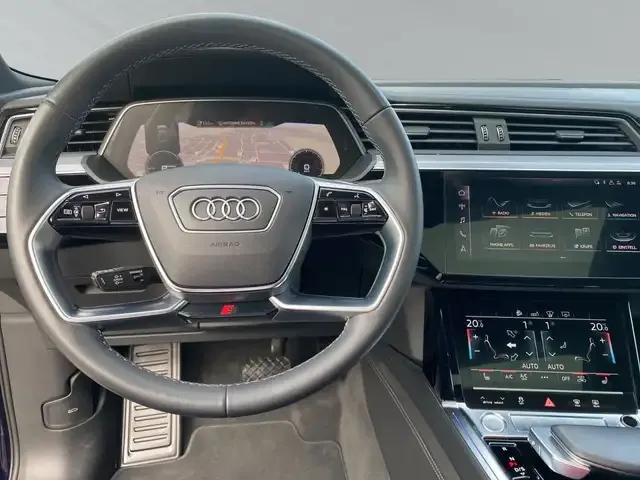 Audi e-tron
