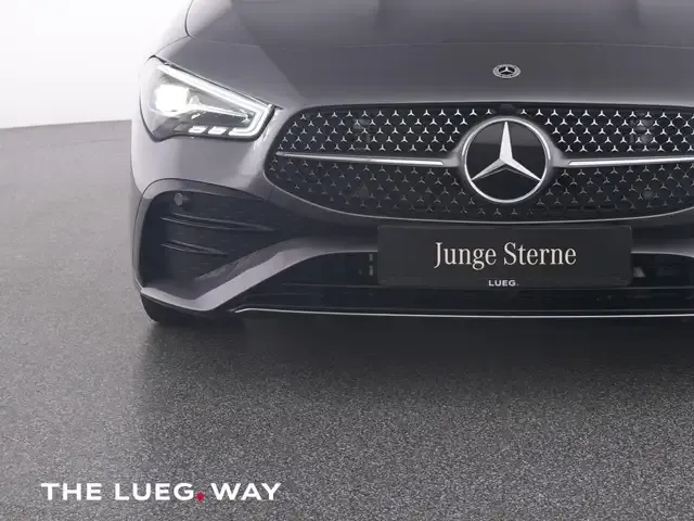 Mercedes-Benz CLA 200