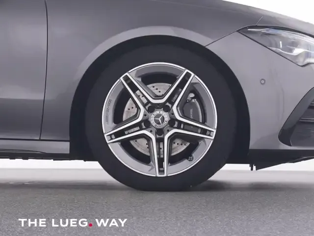 Mercedes-Benz CLA 200