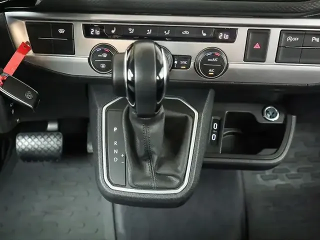 Volkswagen T6.1 California