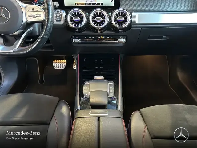 Mercedes-Benz GLB 200