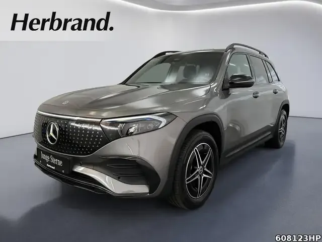 Mercedes-Benz EQB 300