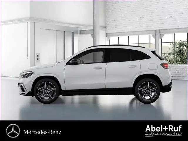 Mercedes-Benz GLA 200