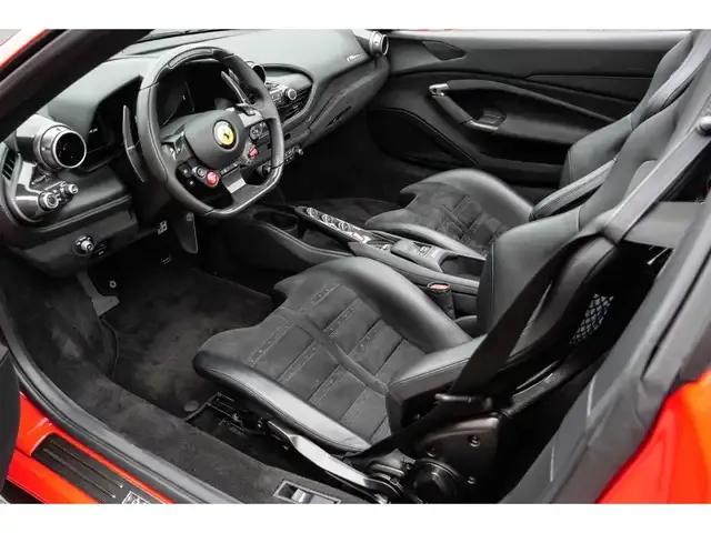 Ferrari F8 Spider