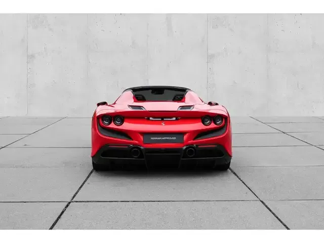 Ferrari F8 Spider