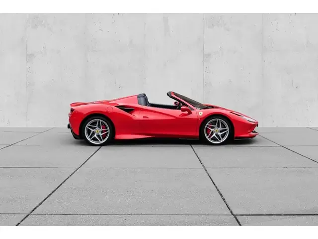 Ferrari F8 Spider