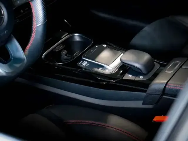 Mercedes-Benz CLA 45 AMG