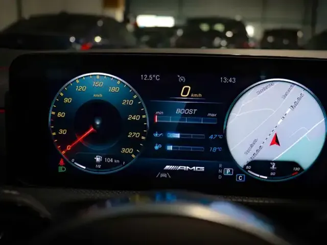 Mercedes-Benz CLA 45 AMG