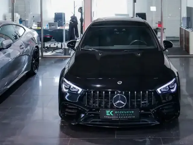 Mercedes-Benz CLA 45 AMG