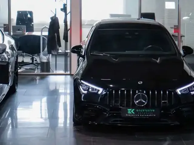 Mercedes-Benz CLA 45 AMG