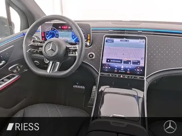 Mercedes-Benz EQE SUV