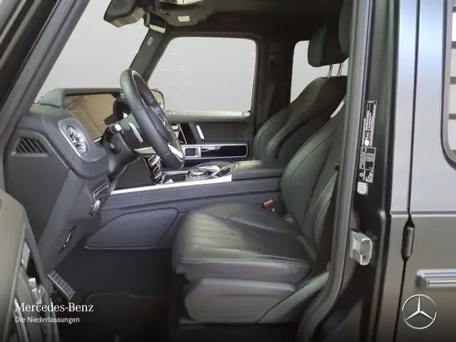 Mercedes-Benz G 400