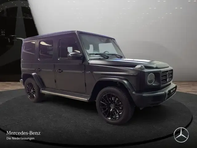 Mercedes-Benz G 400