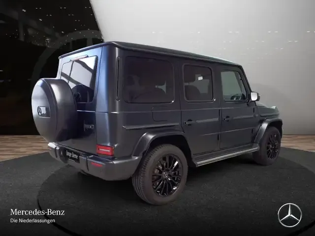 Mercedes-Benz G 400