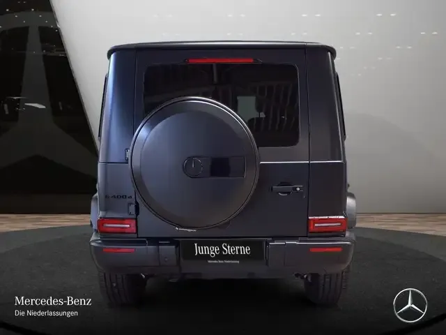Mercedes-Benz G 400
