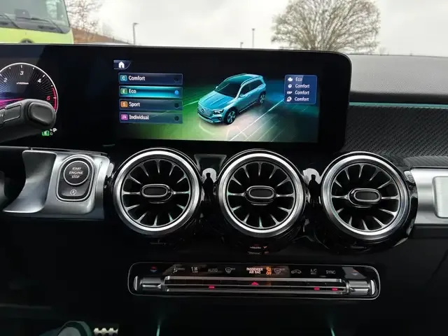 Mercedes-Benz GLB 200