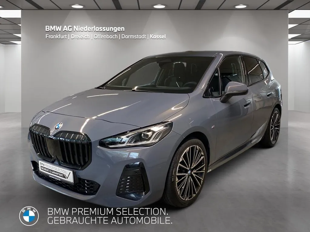 BMW 218