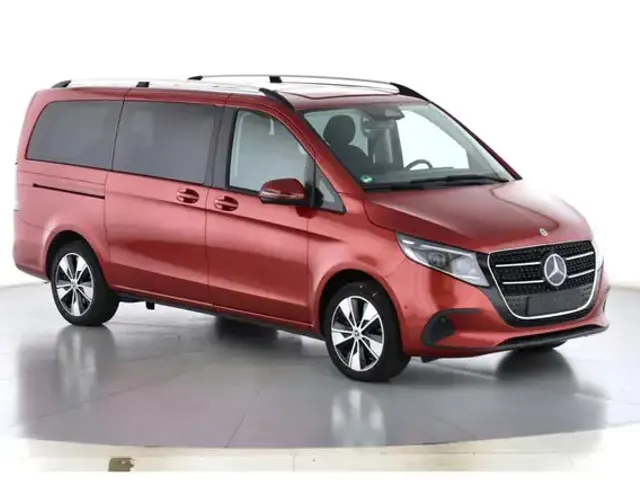 Mercedes-Benz V 220
