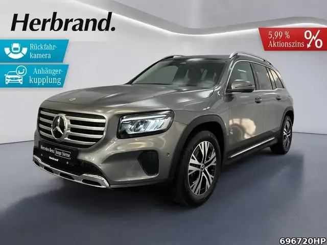 Mercedes-Benz GLB 200