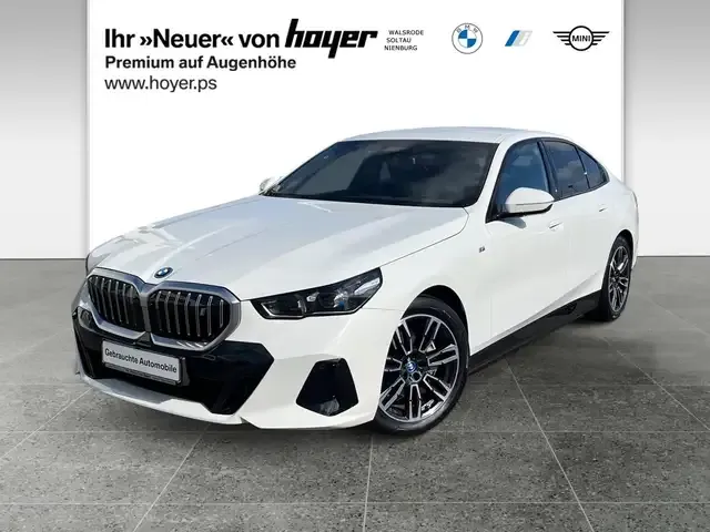 BMW i5