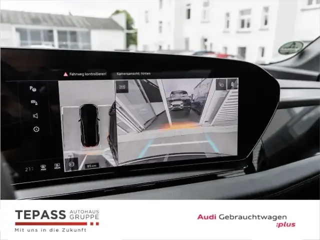 Audi Q6