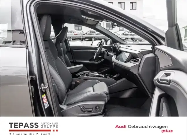Audi Q6