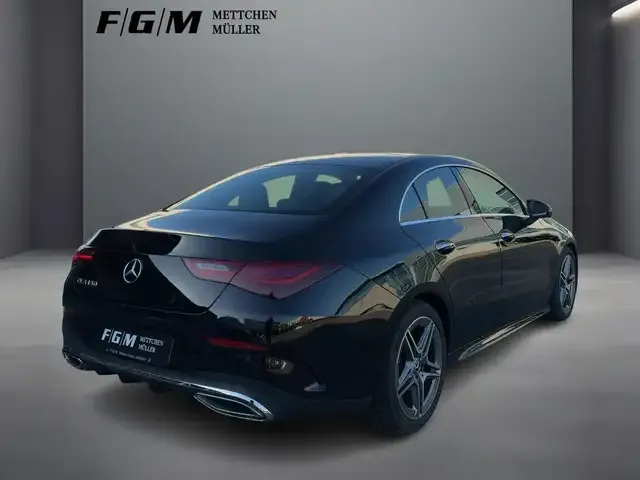 Mercedes-Benz CLA 180