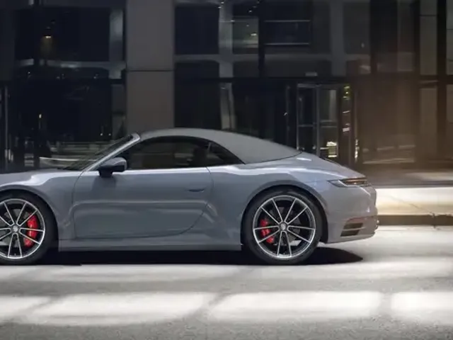 Porsche 992