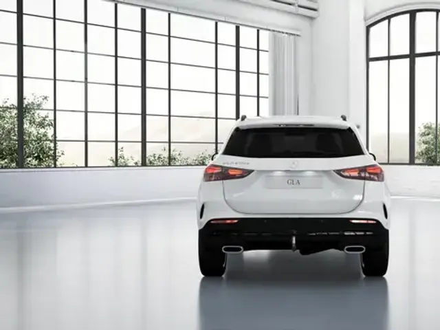 Mercedes-Benz GLA 200