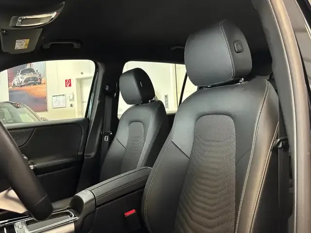 Mercedes-Benz EQB 350