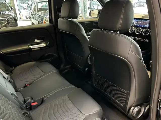 Mercedes-Benz EQB 350
