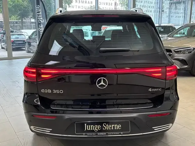 Mercedes-Benz EQB 350