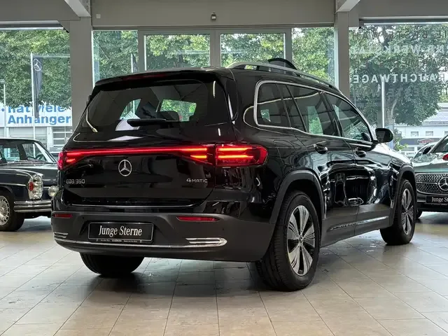 Mercedes-Benz EQB 350