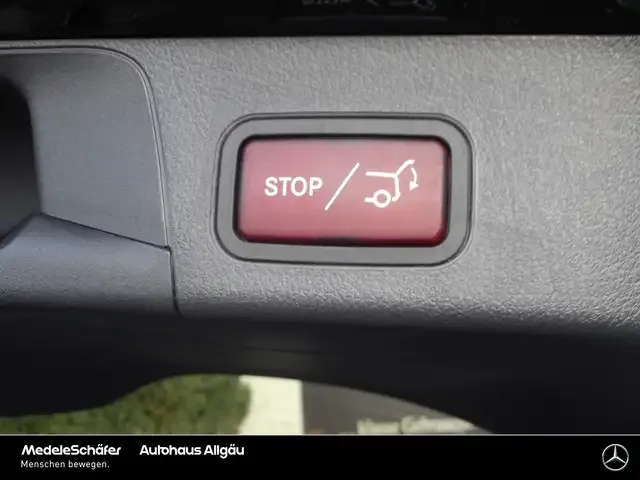 Mercedes-Benz EQB 300