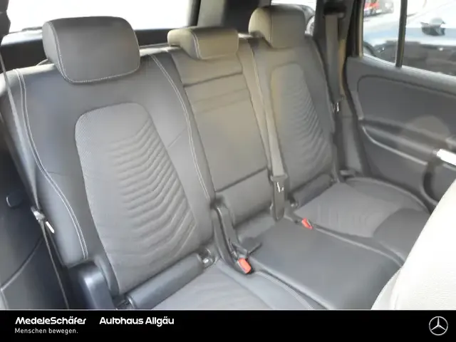 Mercedes-Benz EQB 300