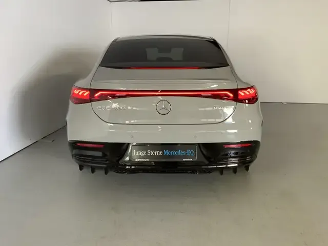 Mercedes-Benz EQE 500
