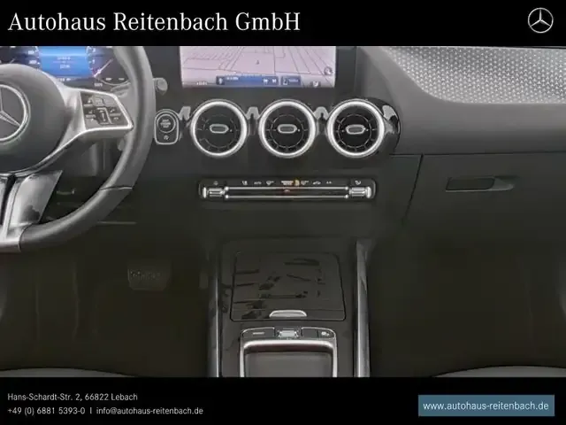 Mercedes-Benz GLA 180