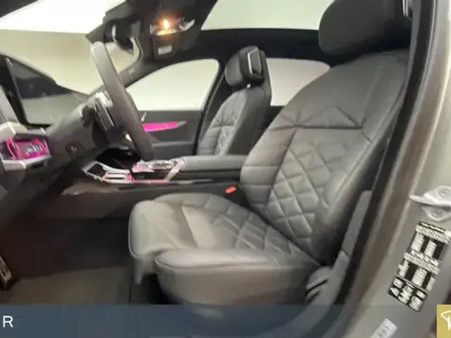 BMW 740