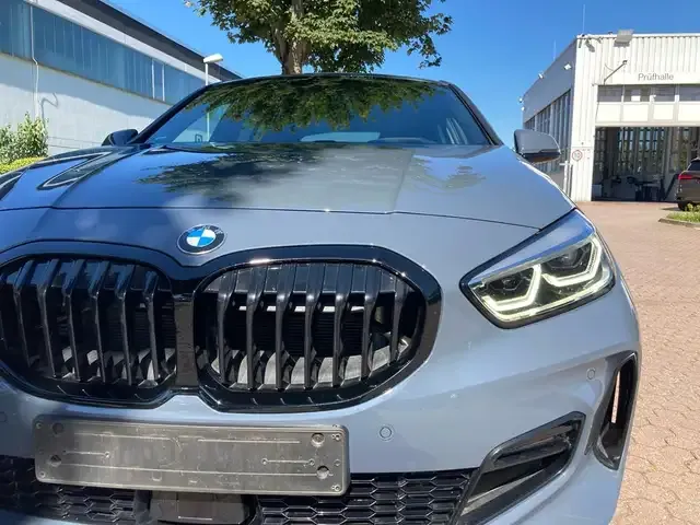 BMW 120