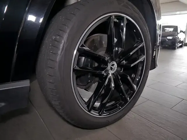 Mercedes-Benz GLS 580