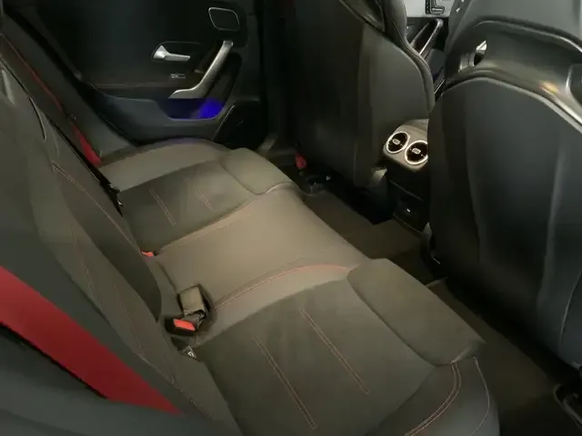 Mercedes-Benz A 35 AMG