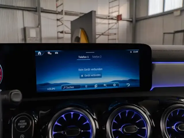 Mercedes-Benz CLA 200